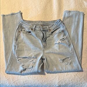 American Eagle Light Blue Mom Jeans Sz 2 Short
